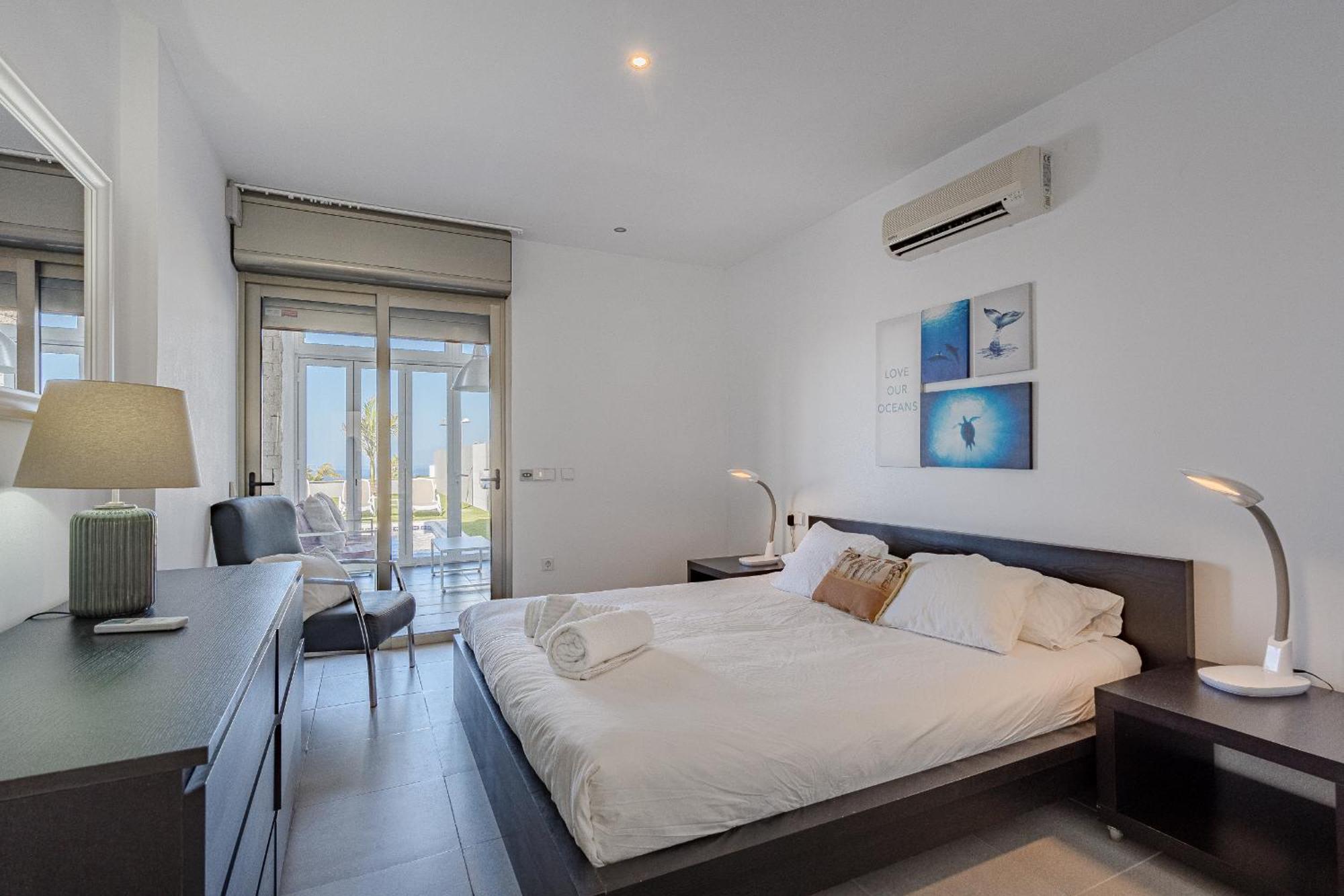 Villa Elisabetta, Luxury Villa With Heated Pool Ocean View In Adeje, Tenerife アデヘ エクステリア 写真