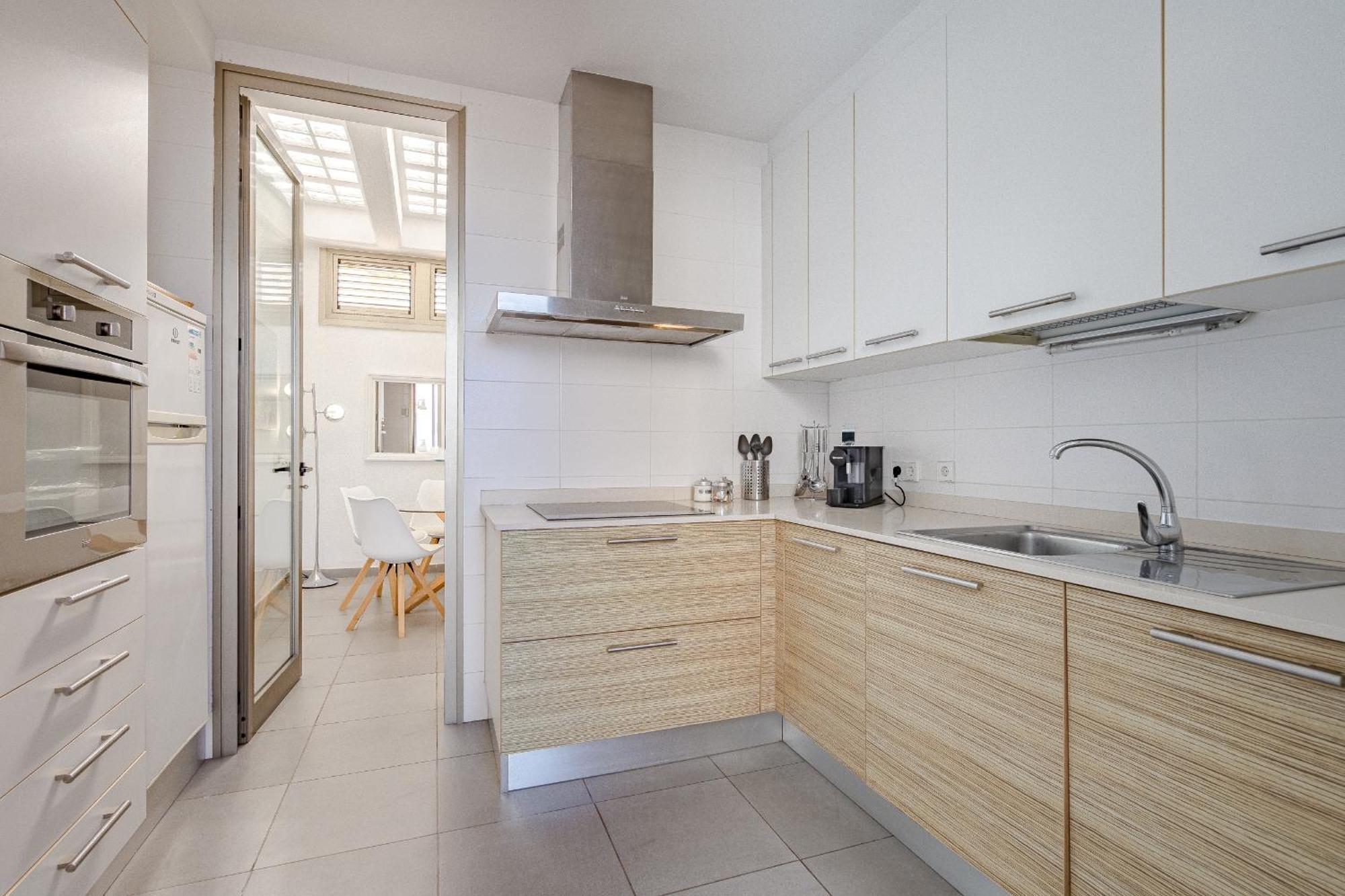 Villa Elisabetta, Luxury Villa With Heated Pool Ocean View In Adeje, Tenerife アデヘ エクステリア 写真