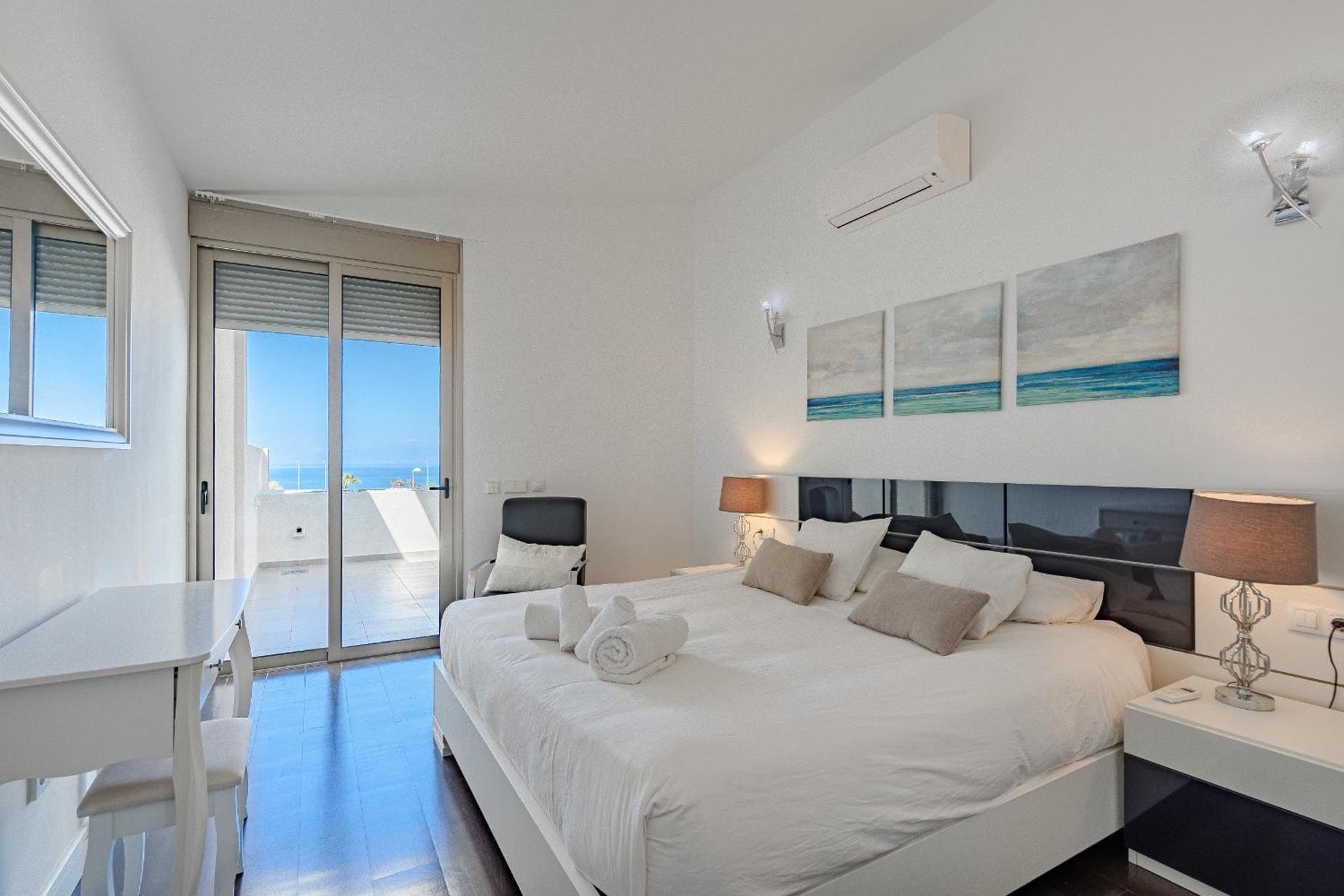 Villa Elisabetta, Luxury Villa With Heated Pool Ocean View In Adeje, Tenerife アデヘ エクステリア 写真