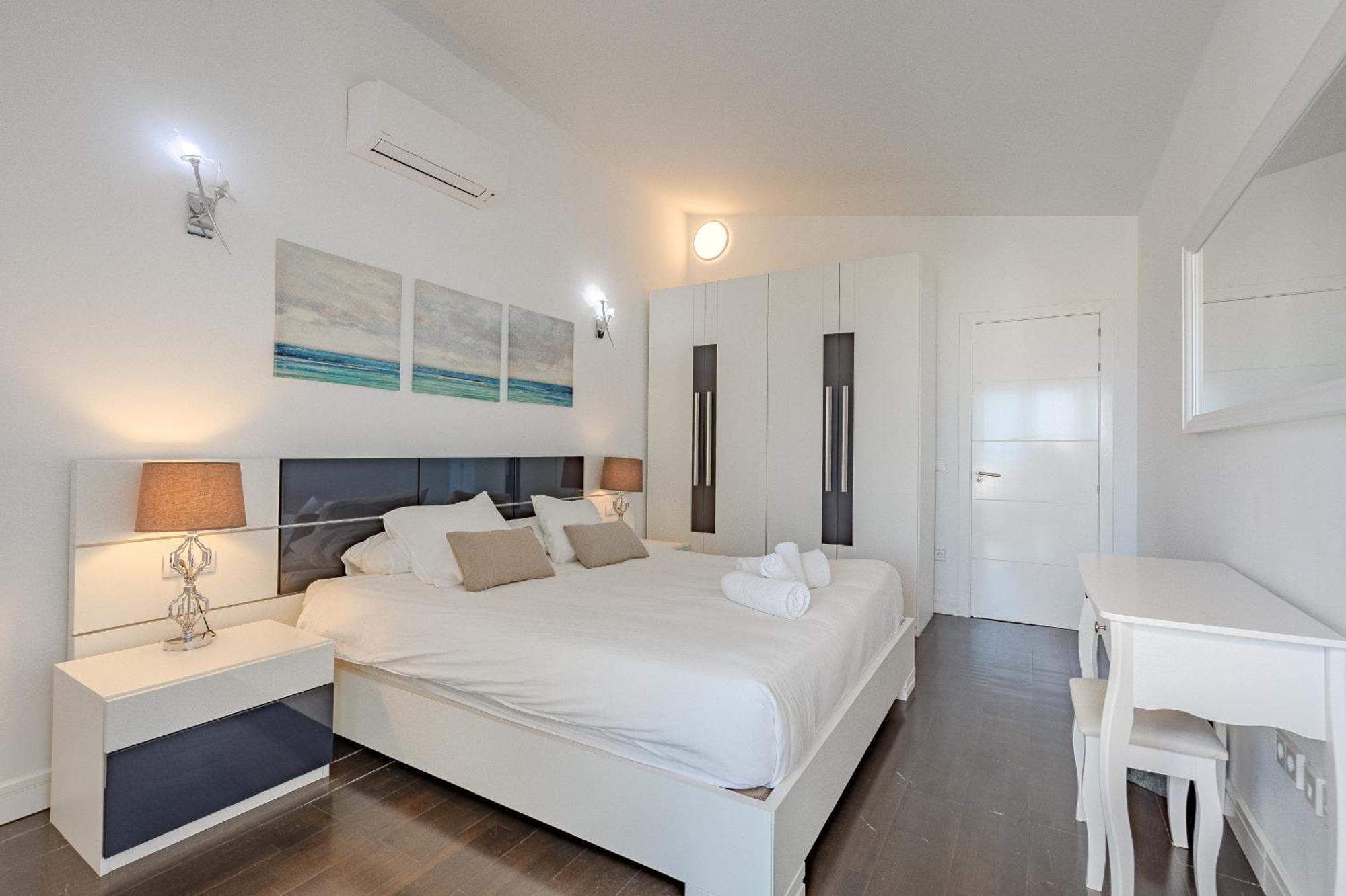 Villa Elisabetta, Luxury Villa With Heated Pool Ocean View In Adeje, Tenerife アデヘ エクステリア 写真